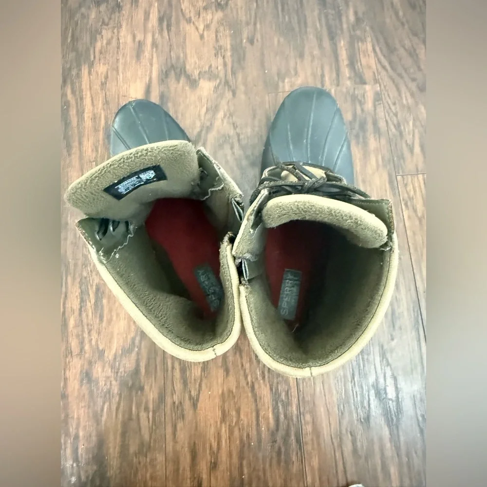 Sperry rain duck Boot Women’s size 10